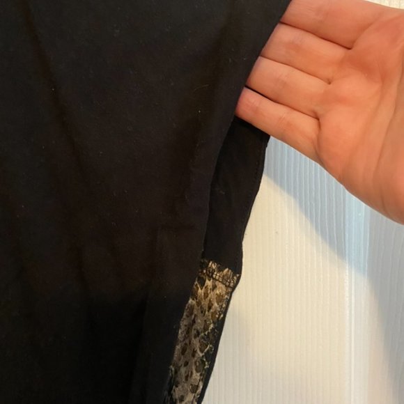 Cato Fashions Knit/Woven Flowy Top - Size 22/24W - Black/Snake Print - Picture 3 of 8